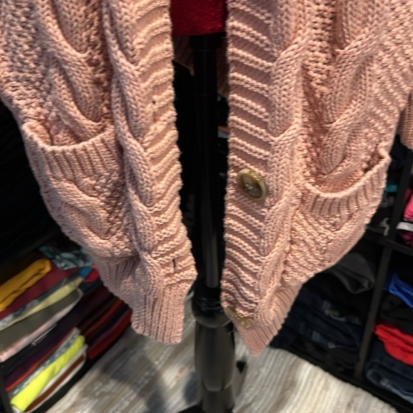 Pink heavy knit cardigan 🪷 - Picture 4 of 8